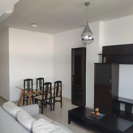 Apartment L4 *