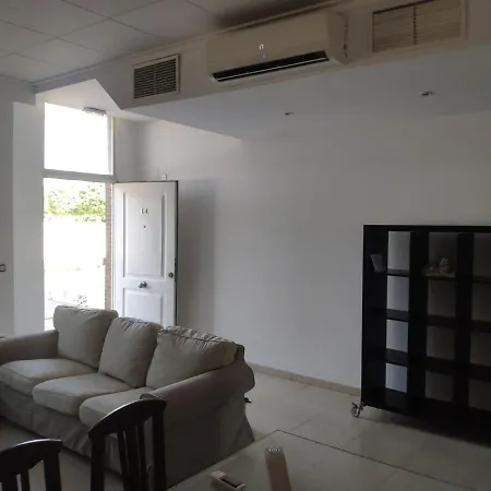 L4 Apartment